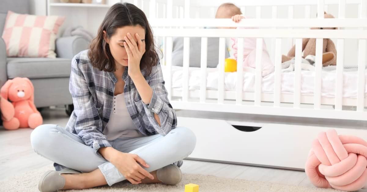 Postpartum Nedir? Belirtileri, Nedenleri Nelerdir? kapak resmi