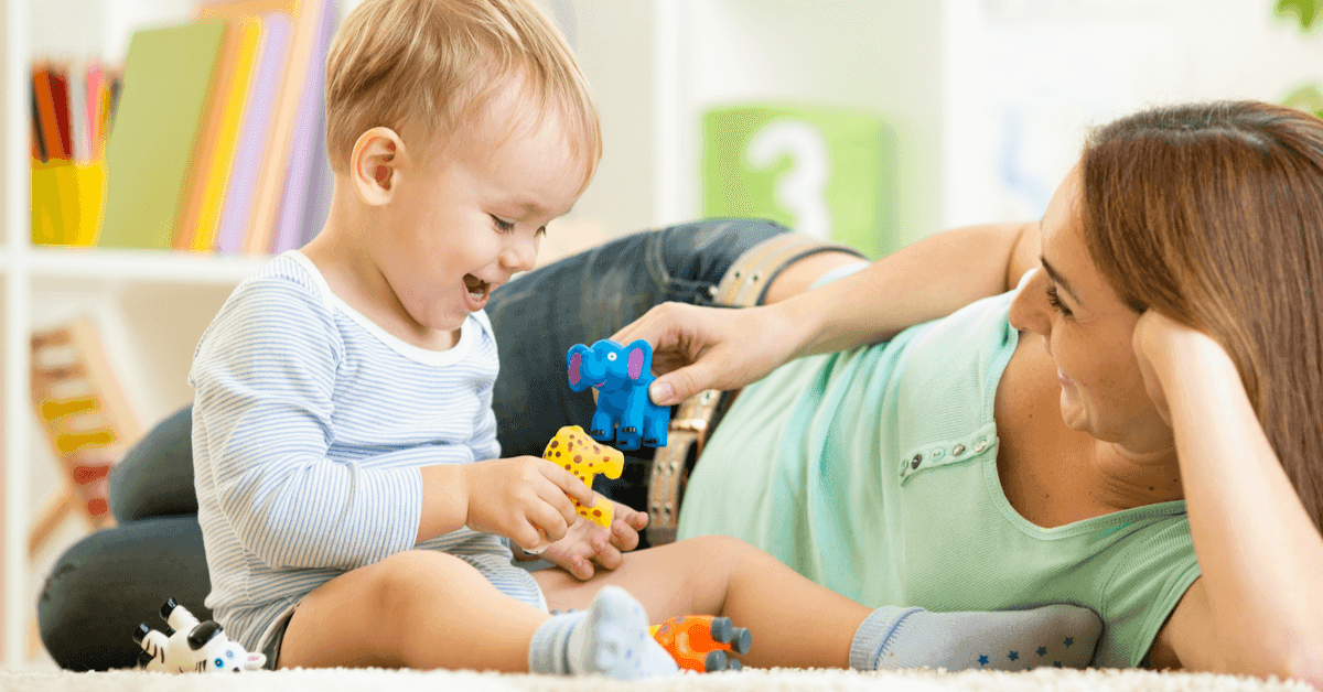 12-18 Aylık Bebek Oyunları ve Oyuncak Önerileri